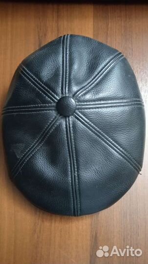 Мужская кожаная кепка