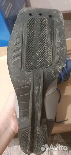 Лыжные ботинки с креплением