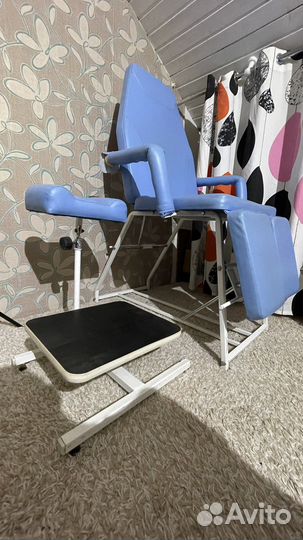 Кресло педикюрное + подставка