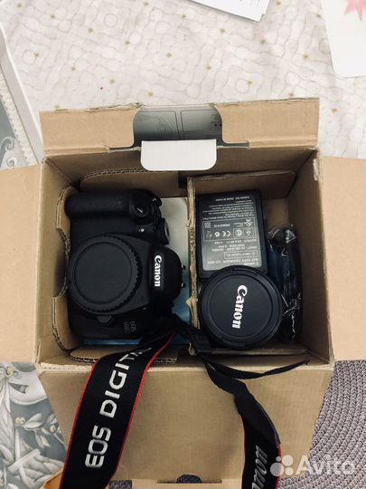 Зеркальный фотоаппарат canon 600d