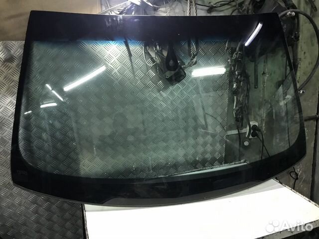 Стекло лобовое Audi Q5 8R