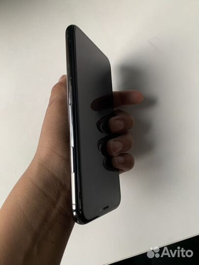 iPhone X, 256 ГБ
