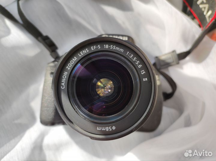 Зеркальный фотоаппарат canon 600d (пробег 35к)