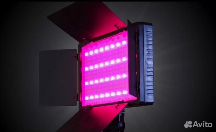 Видеосвет pro LED 600 RGB