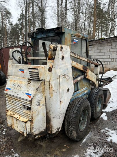 Мини-погрузчик Уралвагонзавод ПУМ-500, 1995