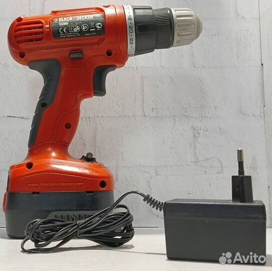 Шуруповёрт black+decker EPC12cabk