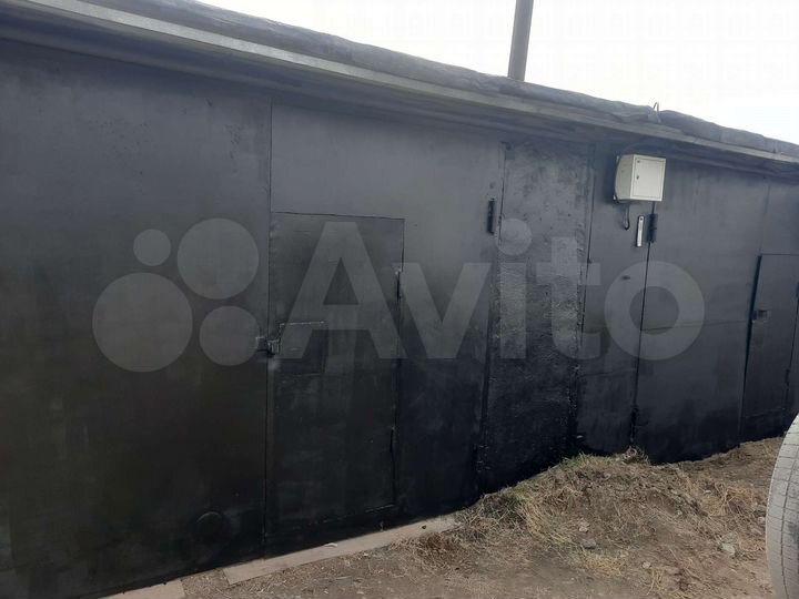 Гараж, > 30 м²