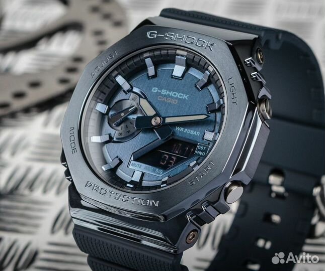 Новые часы Casio G-Shock GM-2100N-2A