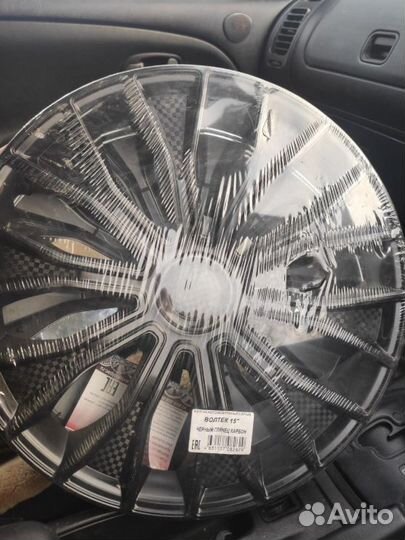 Колпаки на колеса R15 Волтек Карбон