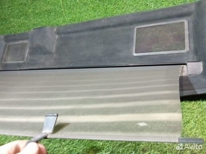 Задняя полка со шторкой под колонки Volvo 960