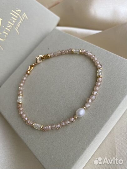 Браслет на руку из натуральных камней