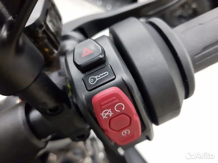Мотоцикл cfmoto 800NK Advanced (ABS)