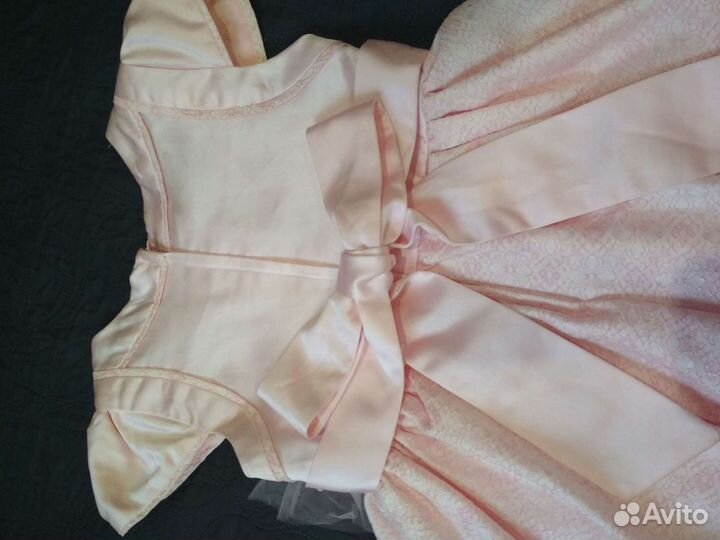 Нарядное платье