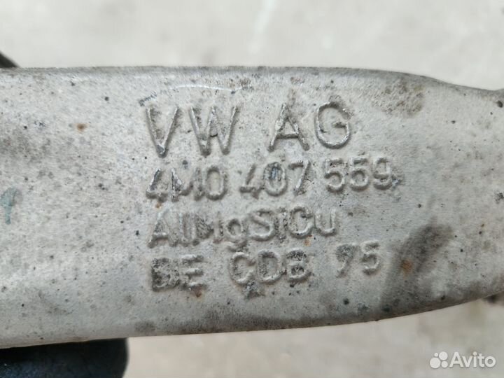 4M0407559 4M0407560 Поворотный кулак Audi Q7 4M