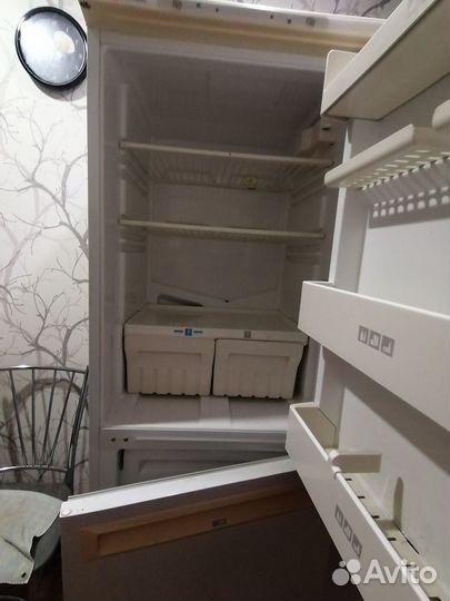 Продаю холодильник stinol