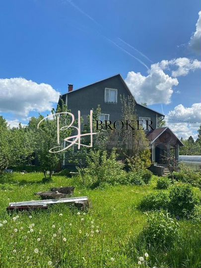 Дом 330 м² на участке 15 сот.