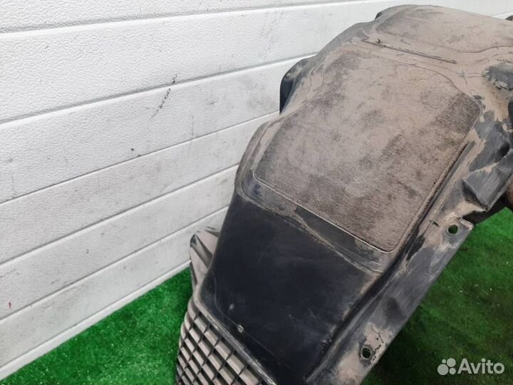 Подкрылок задний правый Opel Zafira C 2014