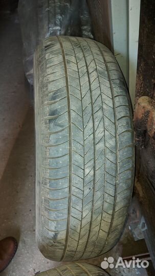 Dunlop Grandtrek ST20 215/60 R17