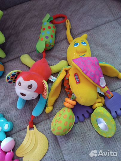 Пакет игрушек на кроватку/коляску