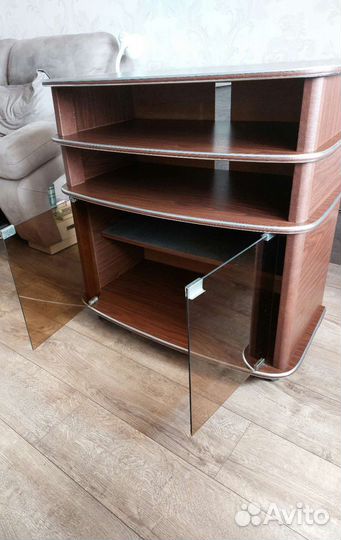 Тумба под телевизор