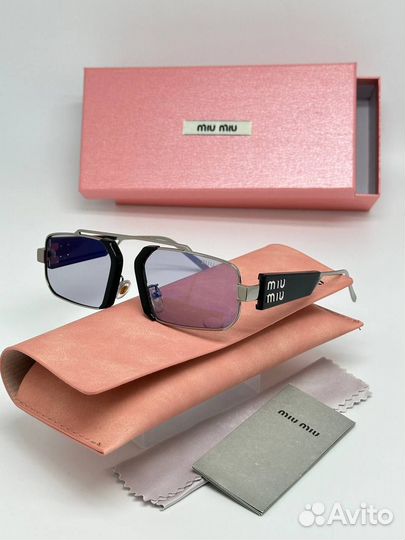 Солнцезащитные очки miu miu