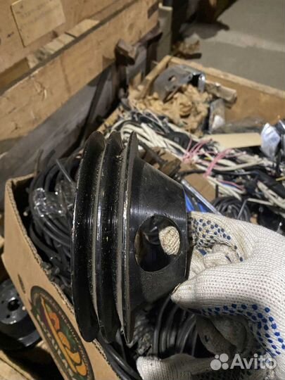 Шкив водяного насоса газ-14 Чайка