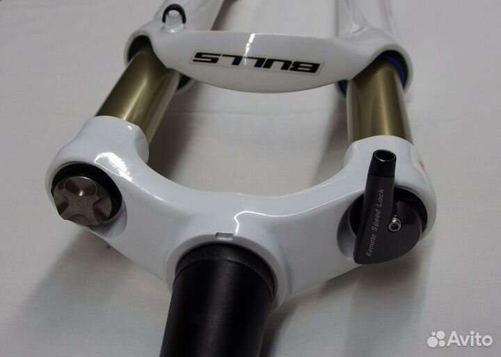 Новая воздушная вилка Suntour Axon 27.5