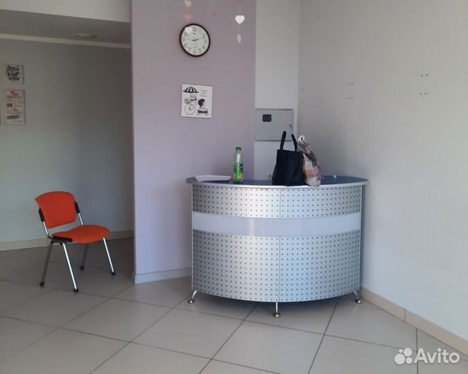 Стойка ресепшн бу