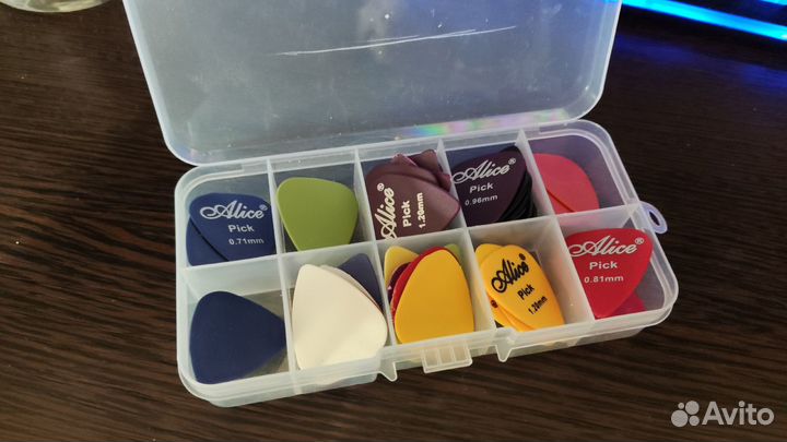 Электро гитара Yamaha Pacifica + Комбик Spider v20