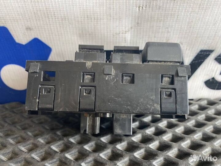 Блок кнопок Volvo FH4 22026373