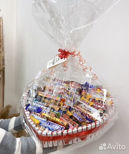 Сердце из киндеров, сладостей Вкусный подарок