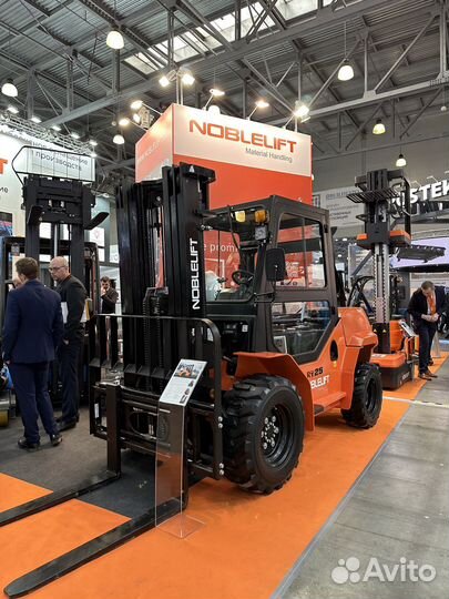 Внедорожный вилочный погрузчик noblelift 3.5 тонн