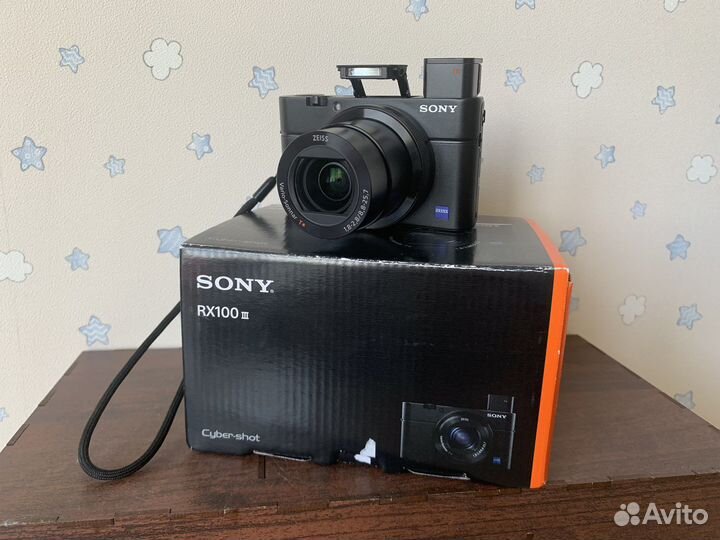 Компактный фотоаппарат sony cyber shot RX 100 M3