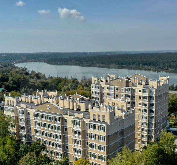 2-к. квартира, 77,8 м², 1/9 эт.