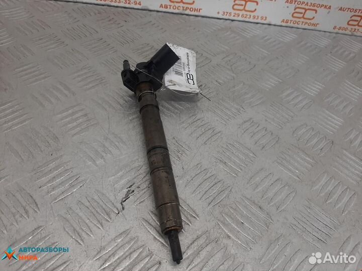 Форсунка Volkswagen Passat B6 2008 03L130277