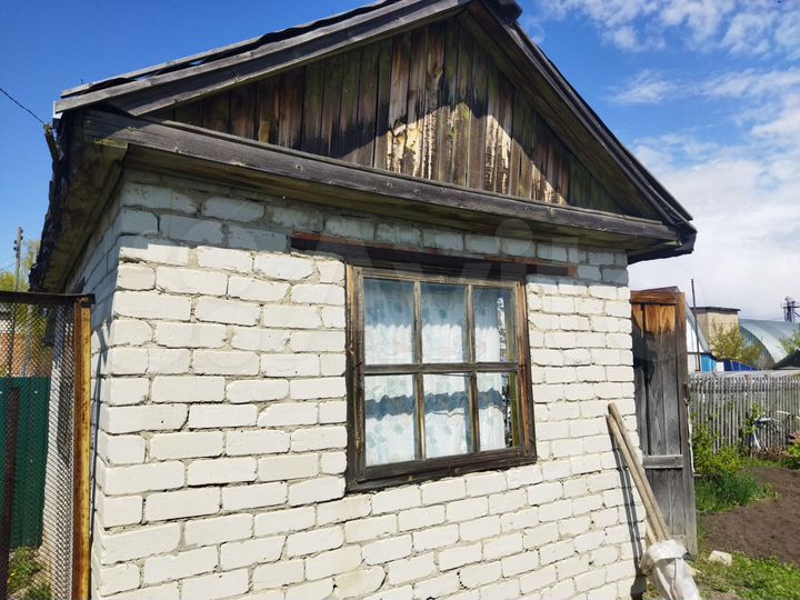 Дача 10 м² на участке 5 сот.