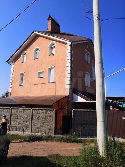 Коттедж 321,9 м² на участке 6 сот.