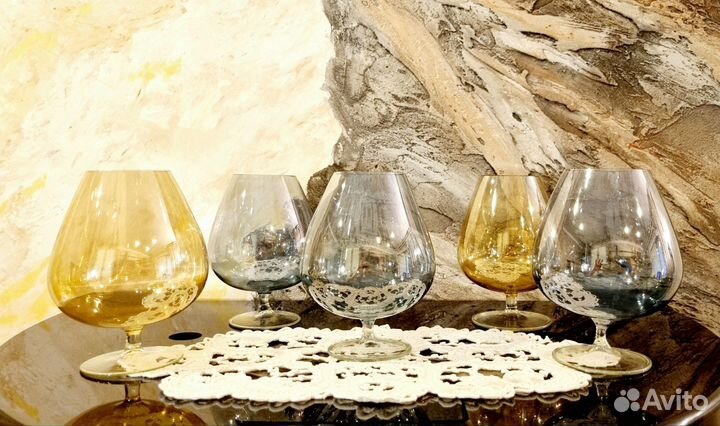 Перламутровые бокалы для коньяка