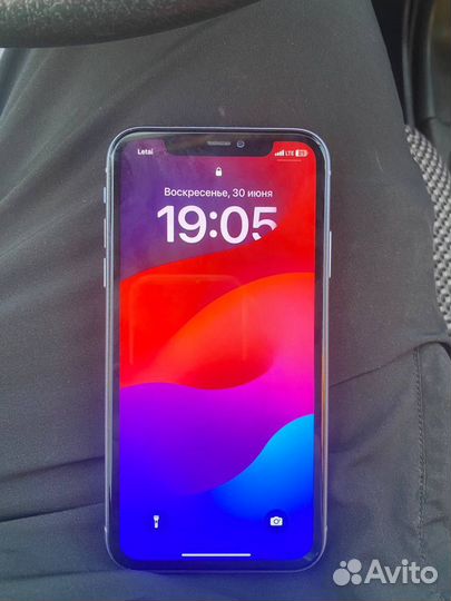 iPhone 11, 64 ГБ