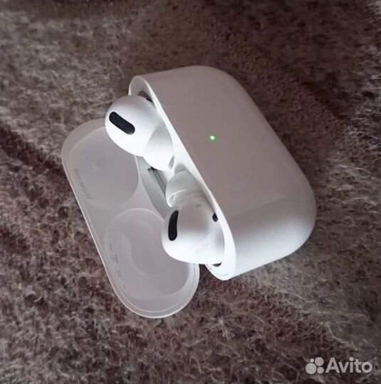 Беспроводные наушники apple airpods