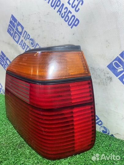 Фонарь задний правый Volkswagen Golf 3 хэтчбек 1.8