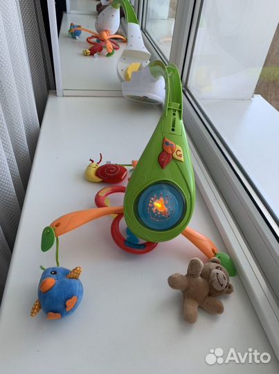 Мобиль на кроватку chicco