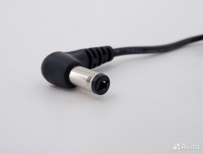 Блок питания AC/DC adapter UPA-9V0500MA