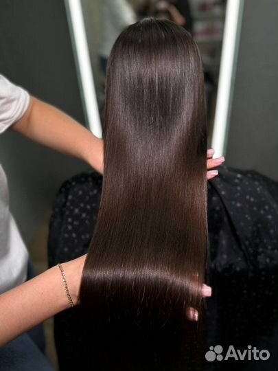 Кератиновое выпрямление волос