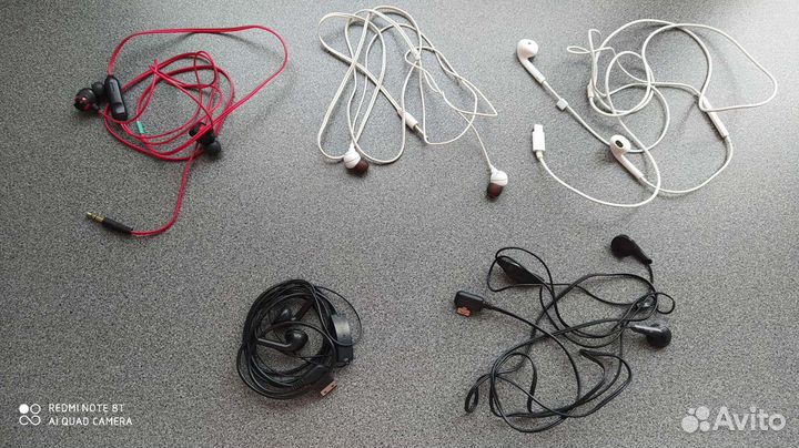 Наушники для телефона
