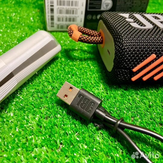 Колонка JBL GO 3