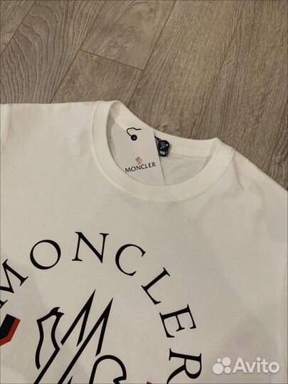 Футболка moncler