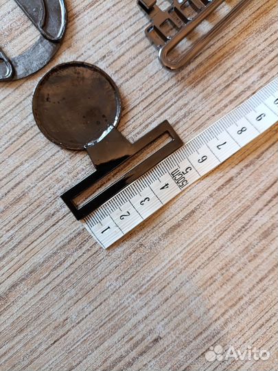 Пряжка- застежка металлическая для пояса