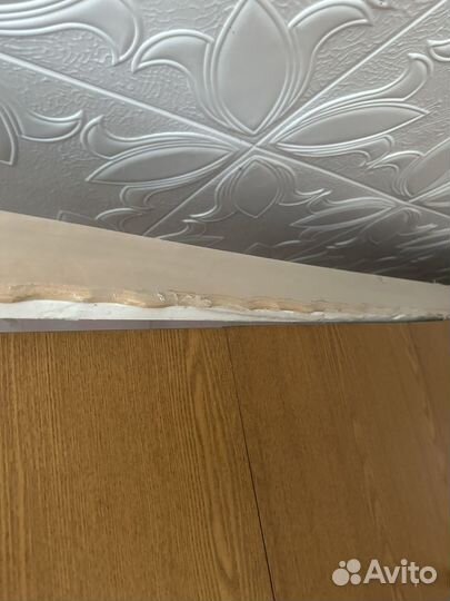 Потолочный карниз