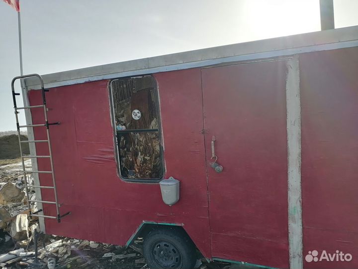 Вагончик бытовка бу на колесах